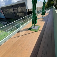 Hochwertige Moderne Umweltfreundliche Wasserdichte Holz-Kunststoff-Verbund-Terrassendielen Außenbodenbelag für Garten Park Pool Terrasse