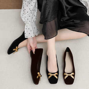 QuiteS 2026 Verano, Nuevos Zapatos Planos Elegantes con Punta Cuadrada y Corte Bajo, Estilo Francés, Estilo Femenino y Delicado - Product Image 4