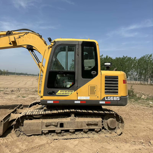 In vendita: escavatore Shandong Lingong <span class=keywords><strong>LG685</strong></span> di seconda mano con una capacità del secchio di 0.3m ³. È un escavatore di tipo cingolato. - Product Image 1