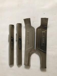 อุปกรณ์ตกแต่งภายนอกรถยนต์,คุณภาพสูงทำจากสเตนเลสสตีล ABS สีเงินกันรอยชายบันไดสำหรับ Honda <span class=keywords><strong>BRV</strong></span> - Product Image 6