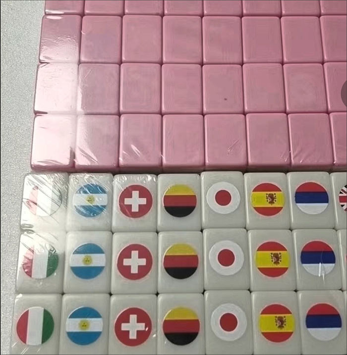 64 pièces 30# carreaux roses avec autocollants drapeau