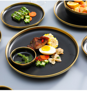 <span class=keywords><strong>Vaisselle</strong></span> de luxe en porcelaine nordique assiette en céramique à bord doré bols ensemble de <span class=keywords><strong>vaisselle</strong></span> en céramique noire pour la fête - Product Image 5