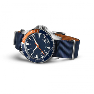 นาฬิกาข้อมือผู้ชาย OEM <span class=keywords><strong>100M</strong></span> แบบอัตโนมัติ ดีไซน์หรูหรา สลักโลโก้ได้ตามต้องการ คุณภาพสูง ตัวเรือนสแตนเลสกันน้ำ ระบบจักรกล - Product Image 4