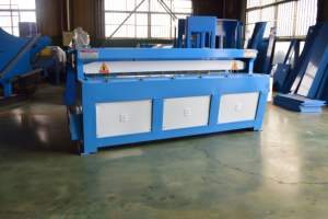 Machine de cisaillement électrique en tôle d'acier Q11 guillotine à lame droite pour <span class=keywords><strong>plaque</strong></span> à barre plate avec moteur à noyau et composants PLC - Product Image 2