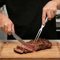 Ensemble de découpe professionnel en acacia de haute qualité avec couteau, fourchette et planche à rainures pour jus.