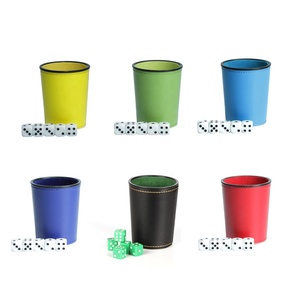 เครื่องปั่นลูกเต๋าพลาสติกเกมไพ่แบคแกมมอนหนังหรูหราออกแบบได้ตามต้องการ - Product Image 3