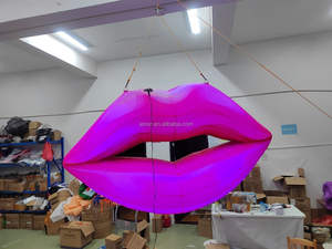 Modèle de lèvres et de bouche rouges gonflables, décoration suspendue pour la fête de la Saint-Valentin, scène - Product Image 5