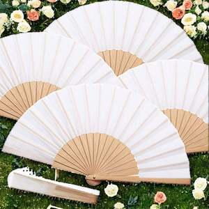 Éventail pliable en bois personnalisé avec impression sur tissu, en bambou écologique et technique de peinture, idéal pour l'été et les fêtes - Product Image 2