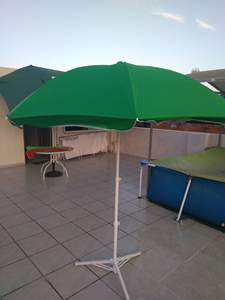 Venta al por mayor barato de gran tamaño al aire libre sombrilla y base blanca balinesa sombrilla de patio para el jardín - Product Image 6