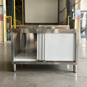 VICTORY KITCHEN-Fregadero industrial de mesa de trabajo de acero inoxidable con armario y puerta corredera para hospital - Product Image 3