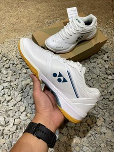 <span class=keywords><strong>Chaussures</strong></span> de <span class=keywords><strong>badminton</strong></span> pour hommes et femmes SHB65Z4, respirantes, légères, offrant une excellente adhérence, une absorption des chocs et une durabilité - Product Image 3