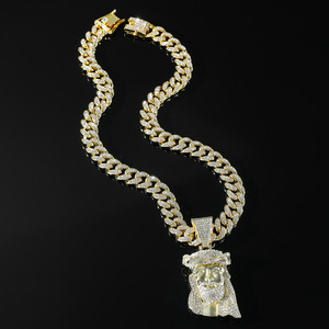 Hot Selling Simple Personalization Popular Design Portrait Pendant Necklace Exaggerated Hiphop Men's Necklaces Trendy Jewelry - Product Image 1