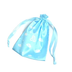 Bolsa de Satén de Seda de Lujo con Cordón, Bolsa de Satén Azul Cielo con Logotipo Personalizado Impreso para Extensiones de Cabello - Product Image 6