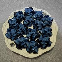 [Série Céramique Noire et Bleue - Imitation] Bijoux DIY Faits Main Lumineux en Forme de Rose avec Cabochons - Accessoires en Plastique/Résine
