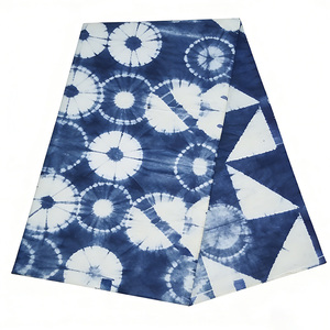 Tela Africana con Estampado de Cera Batik, 100% Poliéster, Peso Medio, Tejido Resistente a la Abrasión y Antibacteriano para Cortinas, Vestidos y Prendas - Product Image 2