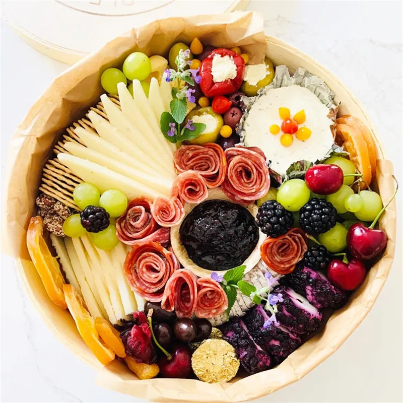 Hot Koop Oem Kerst Houten Ronde Cheese Cake Fineer Grazen Charcuterie Platter Gift Verpakking Met Houten Deksel