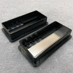Boîte de gestion de câbles de bureau multifonctionnelle en alliage d'aluminium brossé, rectangulaire, avec couvercle rabattable, accessoires de câblage pour ordinateur de bureau - Product Image 3