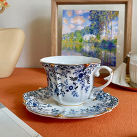 Tasse à café rétro 250 ml en porcelaine fine britannique avec soucoupe, motif floral, style occidental, assiettes à thé en porcelaine