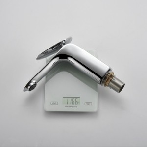 Robinet de lavabo en cuivre et céramique, monocommande eau froide et chaude, design moderne et minimaliste, à poser sur le plan, pour salle de bain, monotrou FL-620, entièrement en cuivre - Product Image 2