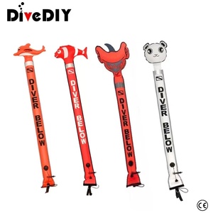 Boya de Superficie para Buceo <span class=keywords><strong>con</strong></span> Diseño de Dibujos Animados, Boya de Natación NEMO Dolphin SMB, Nailon 210D <span class=keywords><strong>con</strong></span> Recubrimiento de TPU, Colores y Logotipo Personalizables - Product Image 1