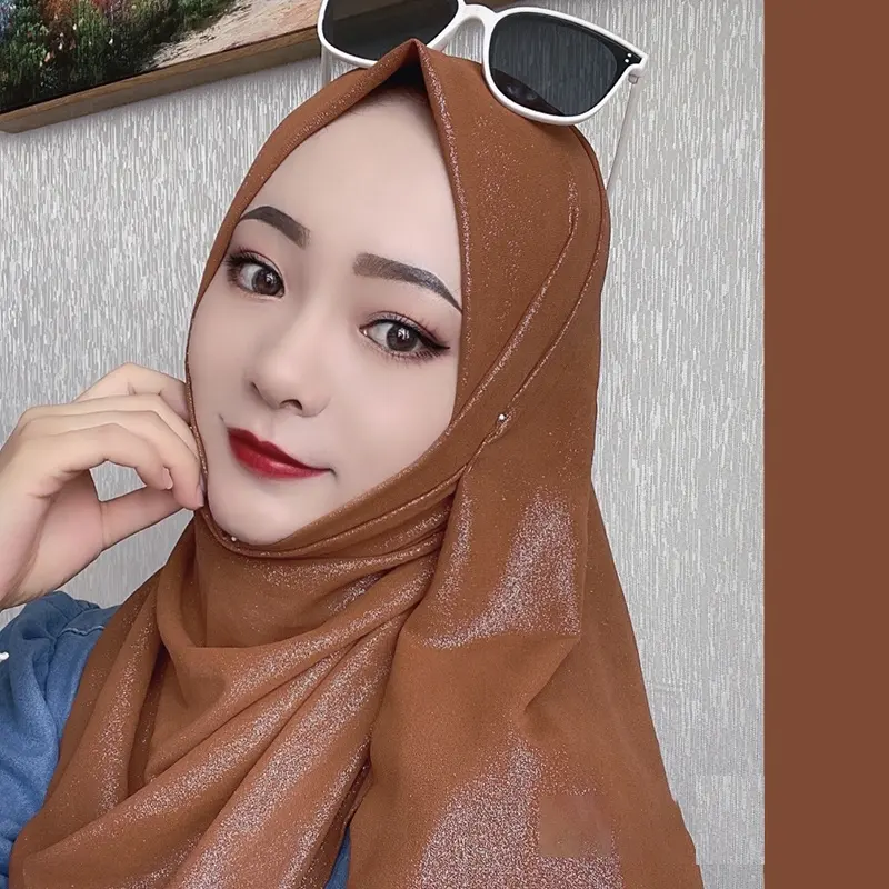 Hijab Chiffon Glitter Plain Ethnischer Schal New Style Elegante muslimische Frauen Shinn ing Chiffon Hijab Islamischer langer Schal