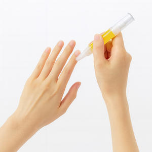 น้ำมันบำรุงเล็บวิตามินอีสูตรธรรมชาติ ปากกาน้ำมันบำรุงจมูกเล็บ บำรุงเล็บมือ ดูแลเล็บลายดอกไม้ 5 มล. - Product Image 5