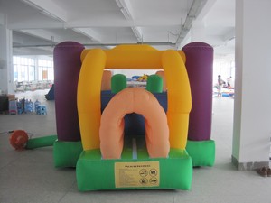 Structures gonflables en nylon avec toboggan et tunnel pour le plaisir des enfants dans les parcs d'aventure, les garderies, capacité de 300 kg, 5 personnes, installation facile - Product Image 3