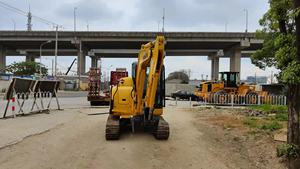 Excavadora de orugas Komatsu PC56 usada en Japón barata para obras de construcción de alta calidad bajas horas de trabajo Shanghai - Product Image 5