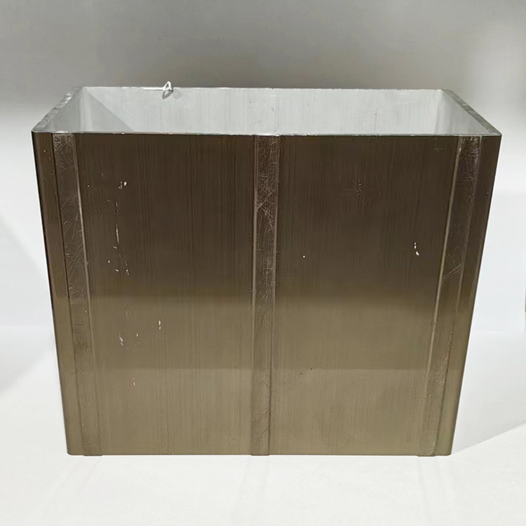 champagne aluminum