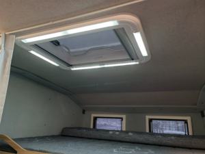 <span class=keywords><strong>Camping</strong></span>-<span class=keywords><strong>car</strong></span> 4x4 tout-terrain robuste à moteur haute performance, 6 places, avec équipements de luxe pour les voyages hors route - Product Image 5