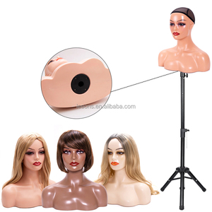 Cabeza de Maniquí Realista de Mujer Afroamericana con Hombros y Soporte para Pelucas - Product Image 5