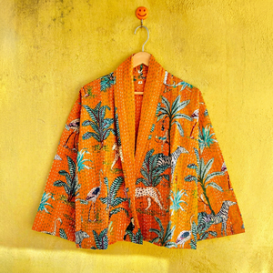 Veste Kantha en coton matelassé à séchage rapide pour femme, avec patchwork animalier brodé, col en V, manches longues, style bohème, pour la vente en gros - Product Image 1