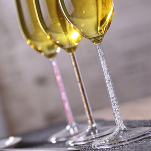 Verres à champagne flûtes de luxe, vente directe d'usine, personnalisables, design moderne haut de gamme, OEM, en promotion - Product Image 4