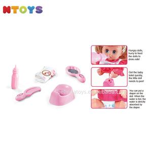 Nuevo juego <span class=keywords><strong>de</strong></span> simulación 3 en 1 barato, carrito, silla <span class=keywords><strong>de</strong></span> comedor, cuna, cama con 12 ''para beber, orinar, muñeca <span class=keywords><strong>de</strong></span> juguete para niños, regalos - Product Image 5