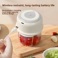 Mini broyeur électrique portable sans fil USB 250ml Robot culinaire intelligent Hachoir pour Vetables Hachoir à viande et à ail Broyeur d'oignons