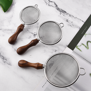Commercio all'ingrosso utensili in acciaio inox manico in <span class=keywords><strong>legno</strong></span> maglia tè succo di caffè filtro per bevande a base di erbe - Product Image 4