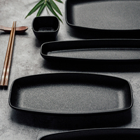 Assiette en céramique de luxe rectangulaire japonaise à long plateau de sushi noir en fonte pour restaurant