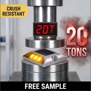 Borne de signalisation routière solaire en aluminium de qualité supérieure avec technologie de batterie au lithium pour une durée de vie prolongée dans les climats tropicaux - Product Image 2