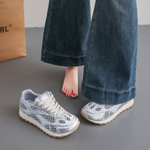 Nouvelles baskets pour femmes de créateurs, de haute qualité, en maille respirante, style marche, chaussures d'automne, tricot volant, baskets tendance pour femmes - Product Image 3