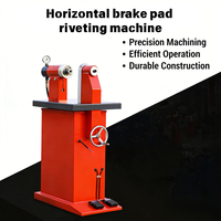 Machine à riveter les plaquettes de frein horizontales robustes, haute précision et efficacité pour les ateliers de réparation de camions, bus et remorques