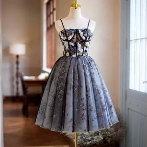 تول أسود الترتر التطريز السباغيتي الأشرطة فساتين السهرة العودة للوطن فستان حفلة موسيقية - Product Image 1