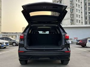 Auto Chevrolet 2019 2020 2021 2022 Direttamente dalla Fabbrica, SUV di Medie Dimensioni a Benzina / Chevrolet-Equinoxs Usata con Garanzia di Un Anno - Product Image 4