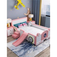 Lit Queen Size en Bois Massif avec Cadre en Cuir Coloré en Forme de Voiture, Table de Chevet et Échelle Coulissante pour Chambre de Garçons