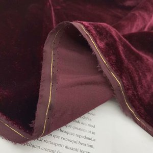 Tessuto in Velluto di <span class=keywords><strong>Seta</strong></span> e Rayon Blu Rosso Giallo Bianco 18,8% <span class=keywords><strong>Seta</strong></span> 81,2% Viscosa con Molteplici Colori - Product Image 5