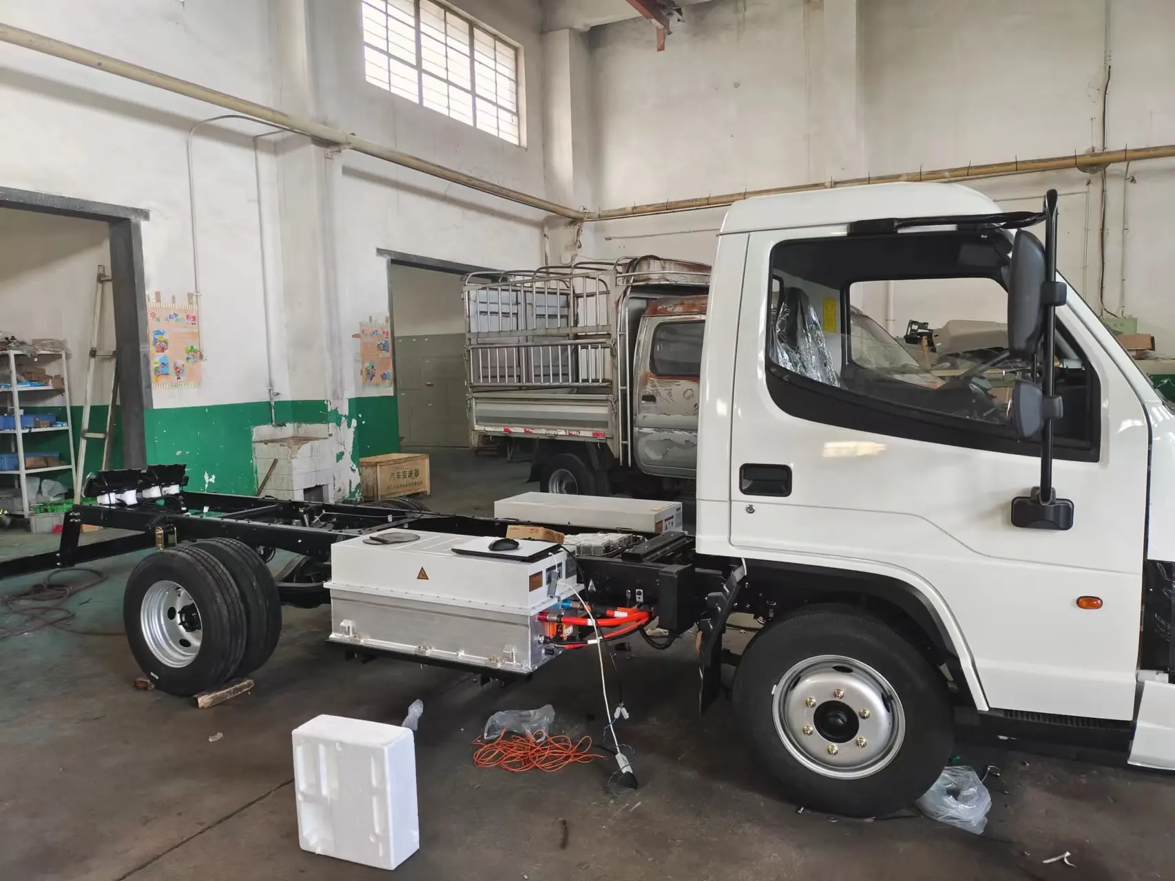 Brogen 60kw 120kw รถบรรทุกไฟฟ้ามอเตอร์ไดรฟ์ EV เพลาล้อหลัง E-Axle E เพลาสําหรับรถบรรทุกขนาด 3.5-6T