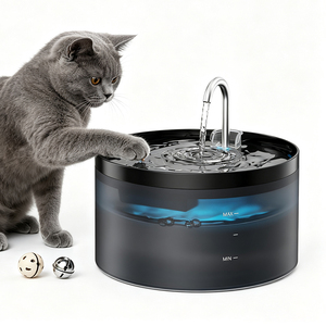 Bebedero para Mascotas con Logotipo Personalizado OEM, Fácil Desmontaje, Recipiente de Agua Circulante para Mascotas - Product Image 1