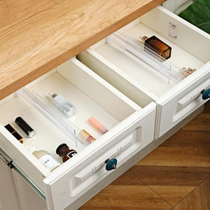 Diviseurs de <span class=keywords><strong>tiroirs</strong></span> transparents extensibles, séparateurs de <span class=keywords><strong>tiroirs</strong></span> réglables avec extrémités en mousse, organisateurs de <span class=keywords><strong>tiroirs</strong></span> en plastique, ensemble de diviseurs - Product Image 4