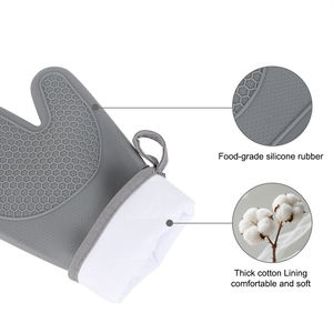 Gants de four doux personnalisés noir-gris en coton biologique double, résistants à la chaleur, pour cuisine, micro-ondes et barbecue, avec inserts en silicone - Product Image 3