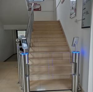 Tự động Swing turnstile cổng RFID QR Nhận dạng khuôn mặt hàng rào thép không gỉ cho hệ thống kiểm soát truy cập - Product Image 2