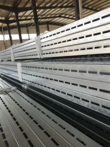 Sistema de Estructura de Acero Modular con Canal Cuadrado Certificado por ASTM, Poste Ranurado para Instalación Ajustable en Proyectos de Construcción - Product Image 2